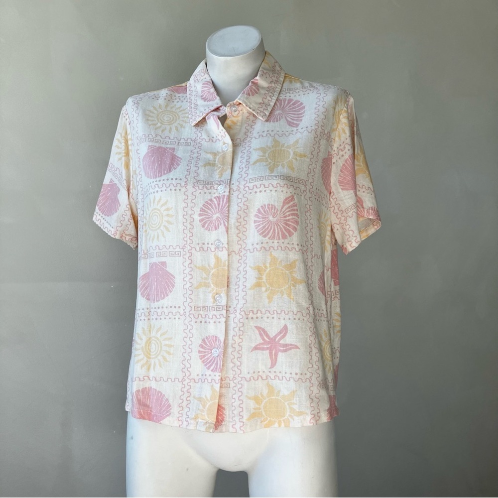 Angel Kiss | Linen Blend Beach Print Button Down Top